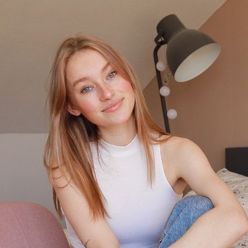 Lonneke van Krimpen - Screenshot and Social Media Collection in lonnekevankrimpen_3052602842343271791_1782660059.jpg - hidden celebrity photo